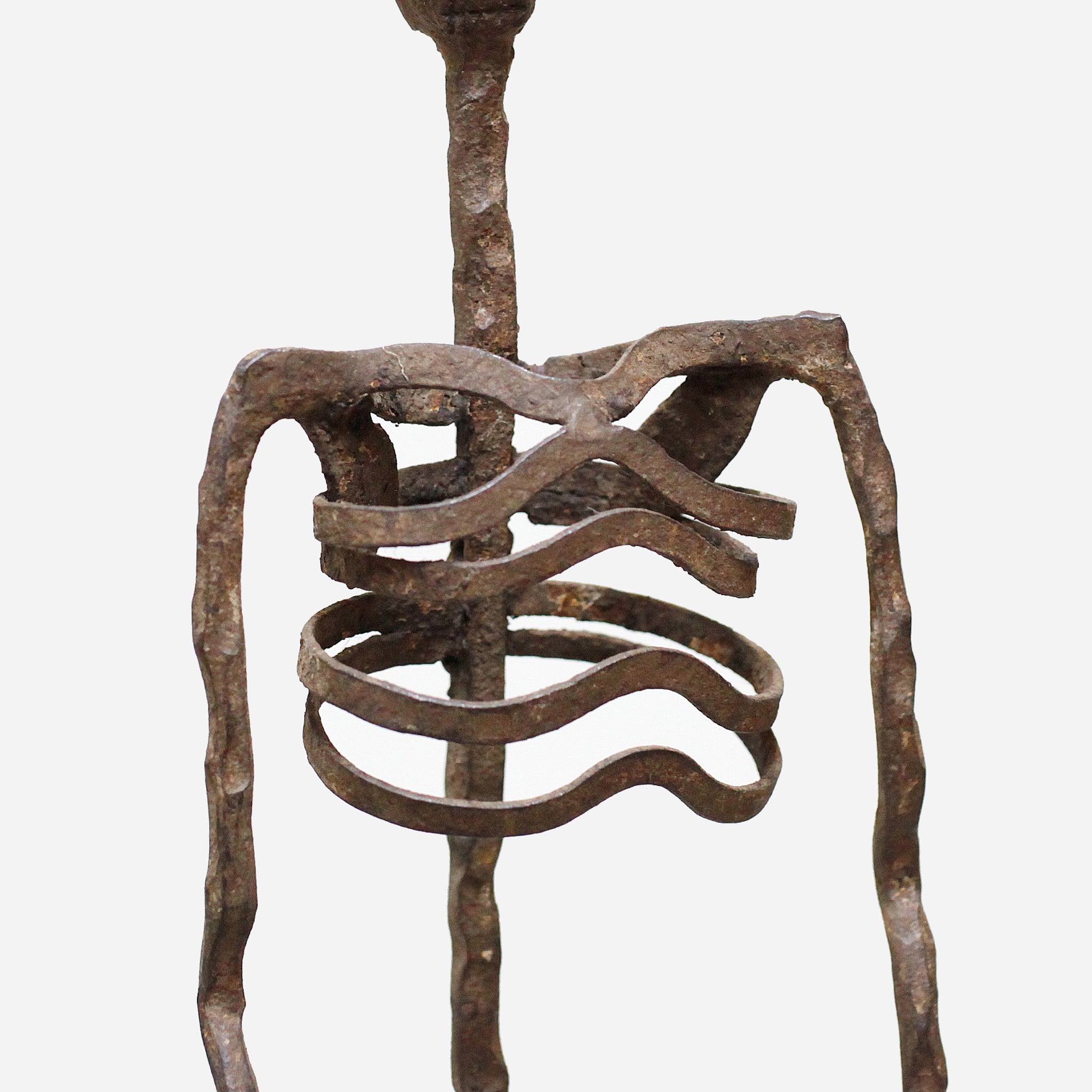 ティヴ スケルトンの鉄像 o_208