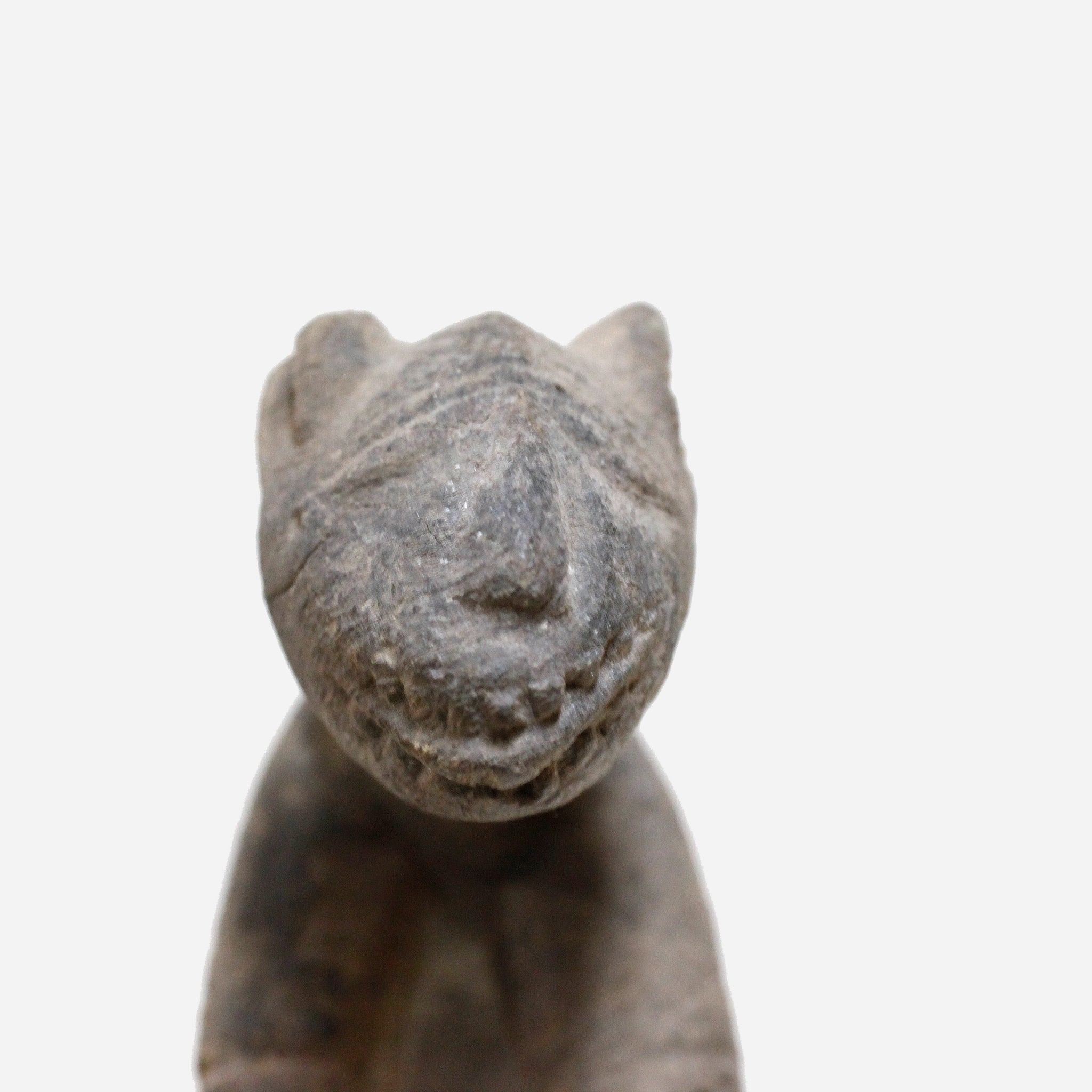 ドゴン 背中がギザギザの木像 f_143