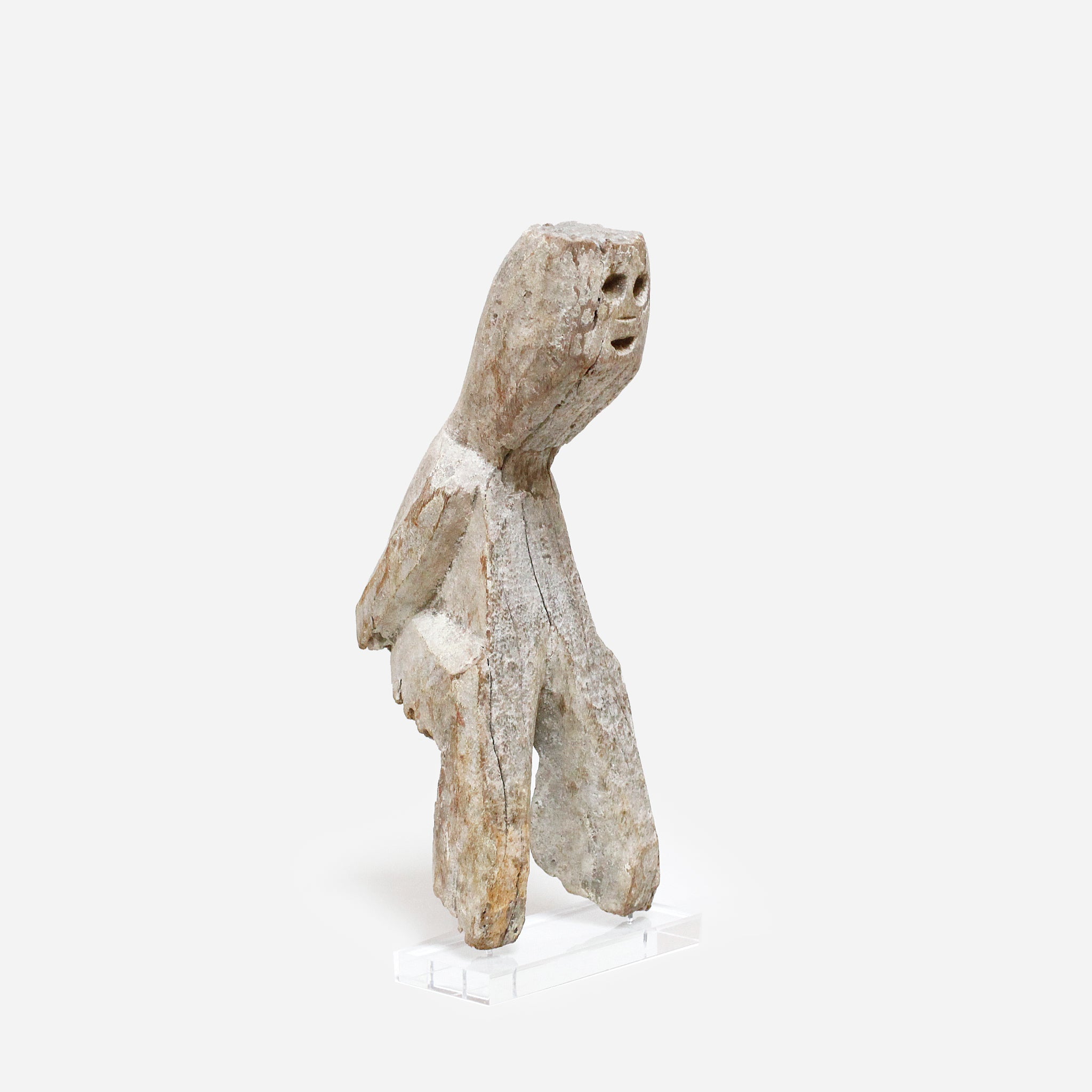 ロビワラ 角度のある木像 f_144