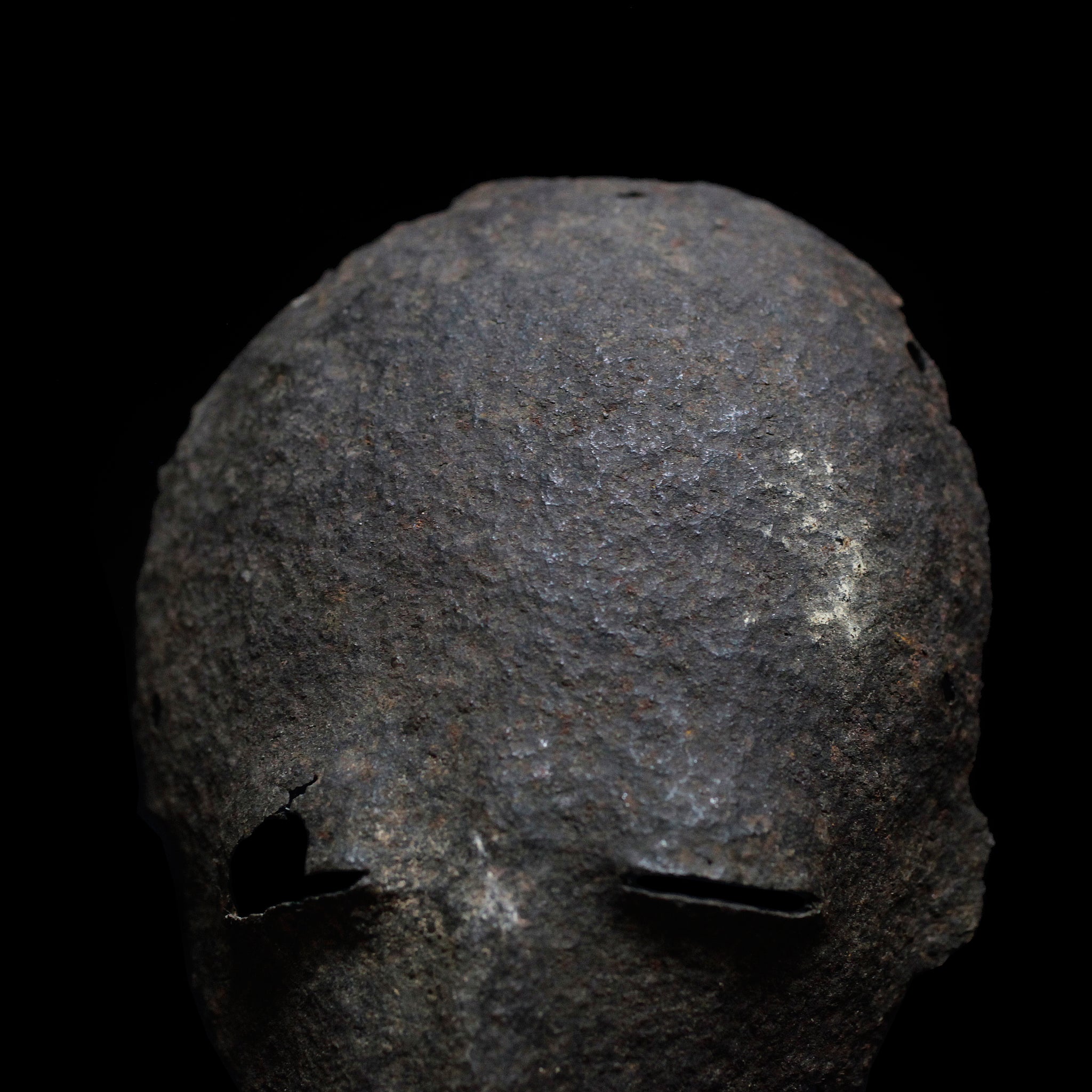 バマナ 淡い境界の鉄面 m_131