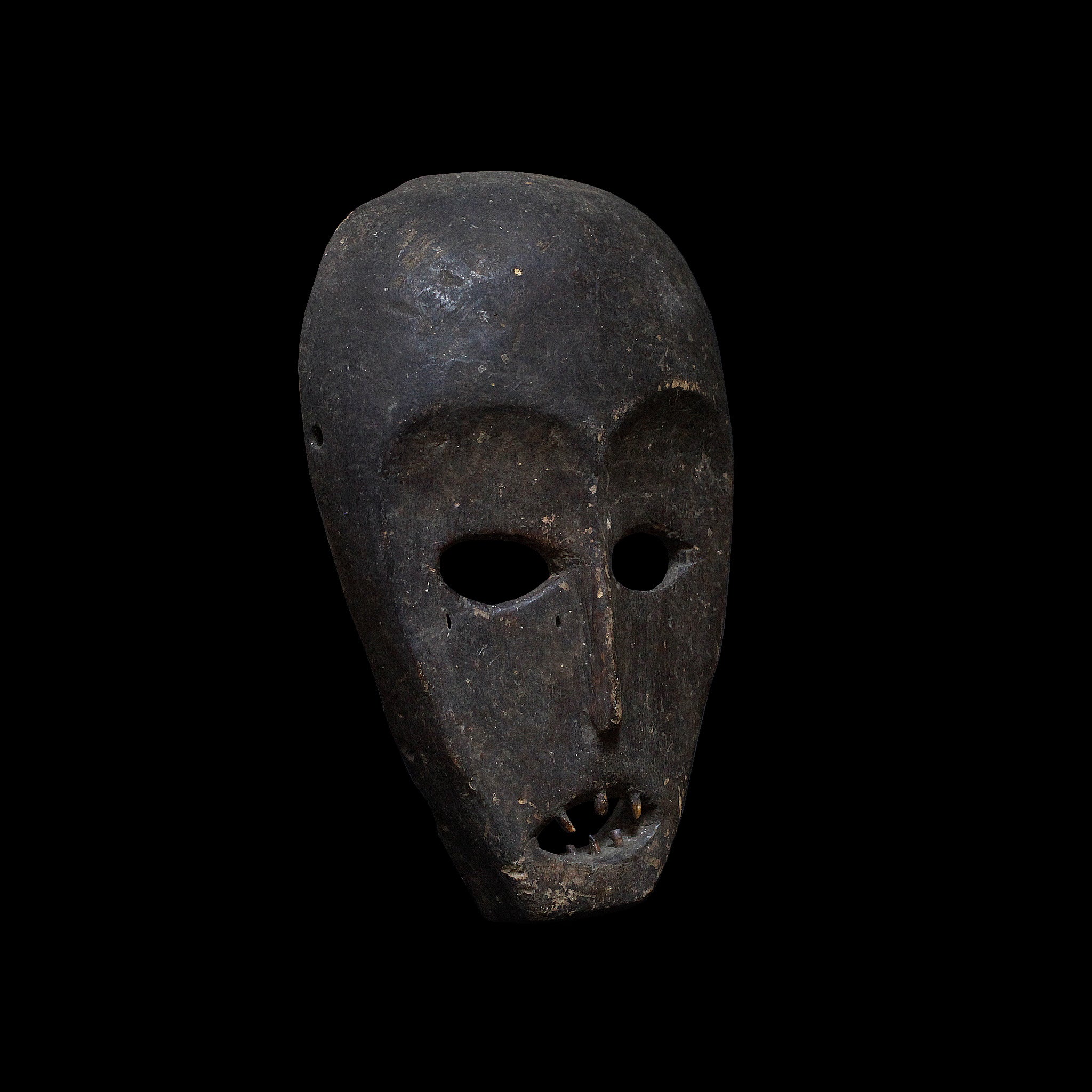 クム 深い森からきたマスク m_134