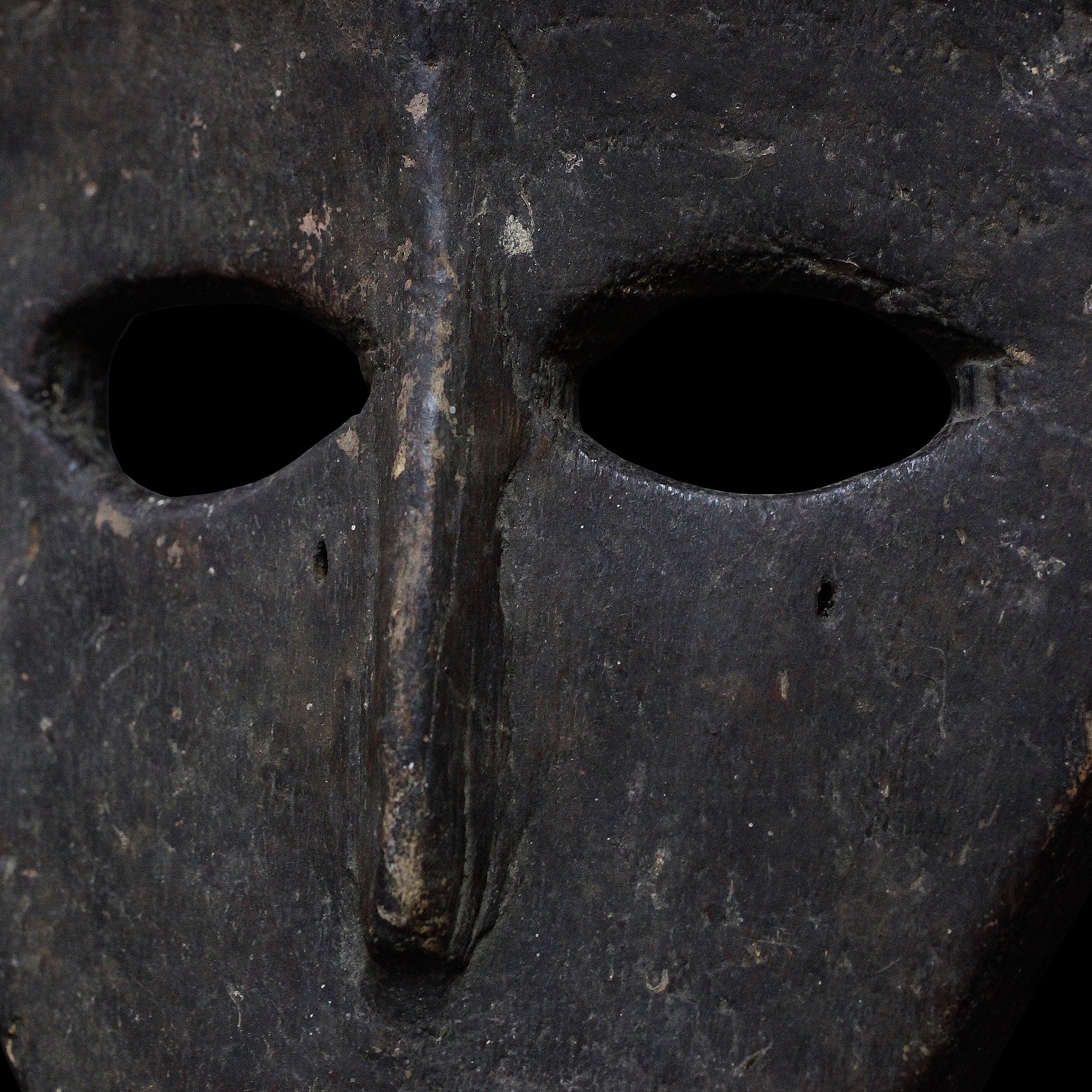 クム 深い森からきたマスク m_134