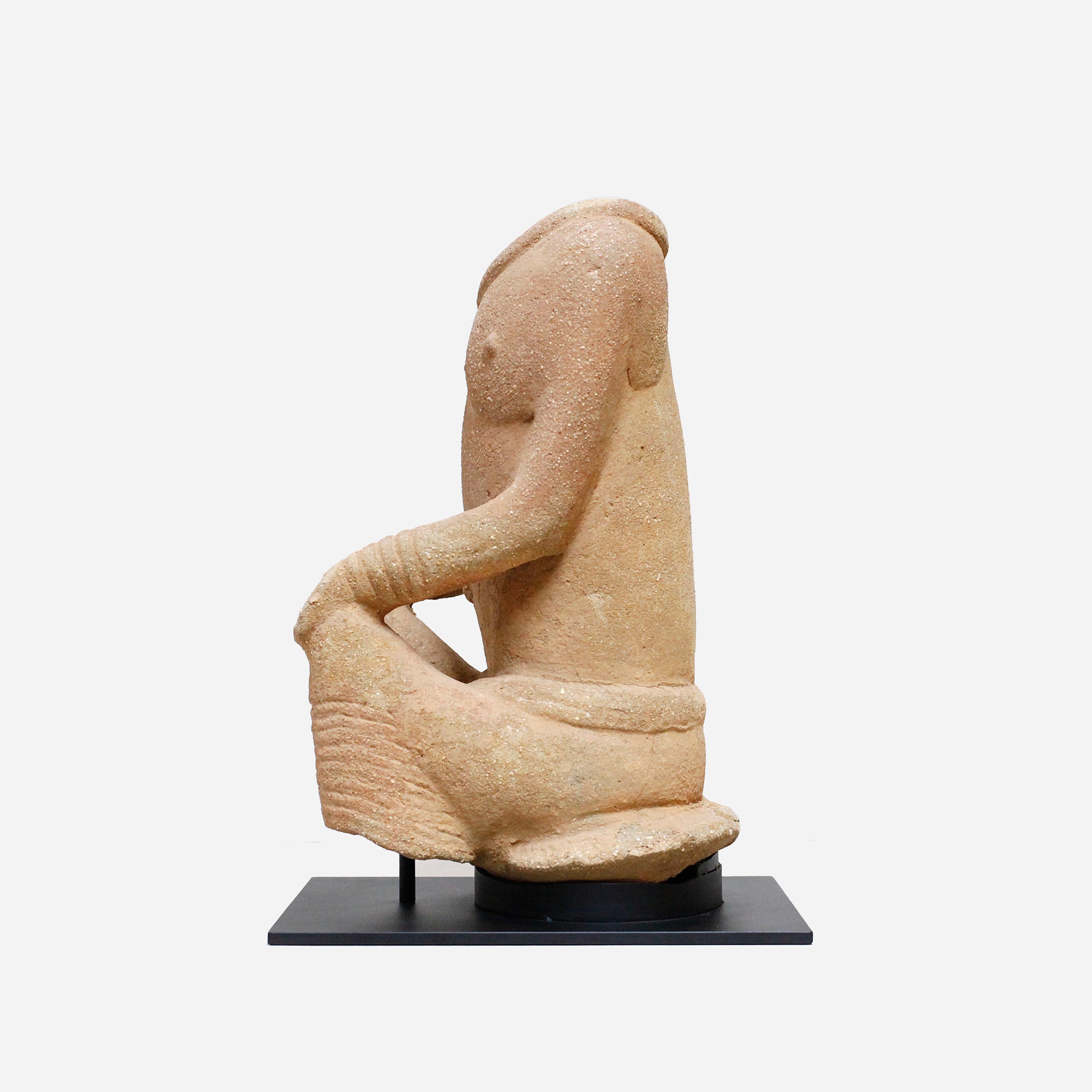 ソコト 古代座像 o_239