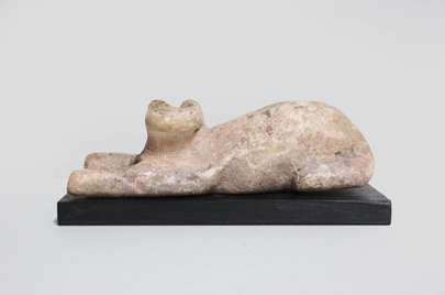 エウェ族 スフィンクスの木像 o_144