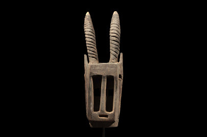 ドゴン族 ヤギを模した四角い目と口のワルマスク m_078