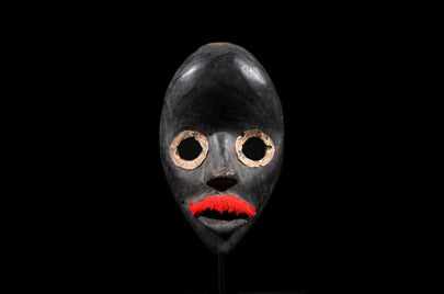 ダン族 赤いクチビルのグニュゲマスク m_081