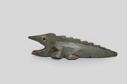 アダン族 お口あんぐりのワニの木像 f_056