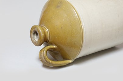 ガーナの水差し o_090