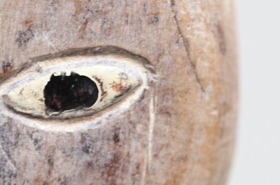 エウェ族 ギョロリとした目の木像 tk_05