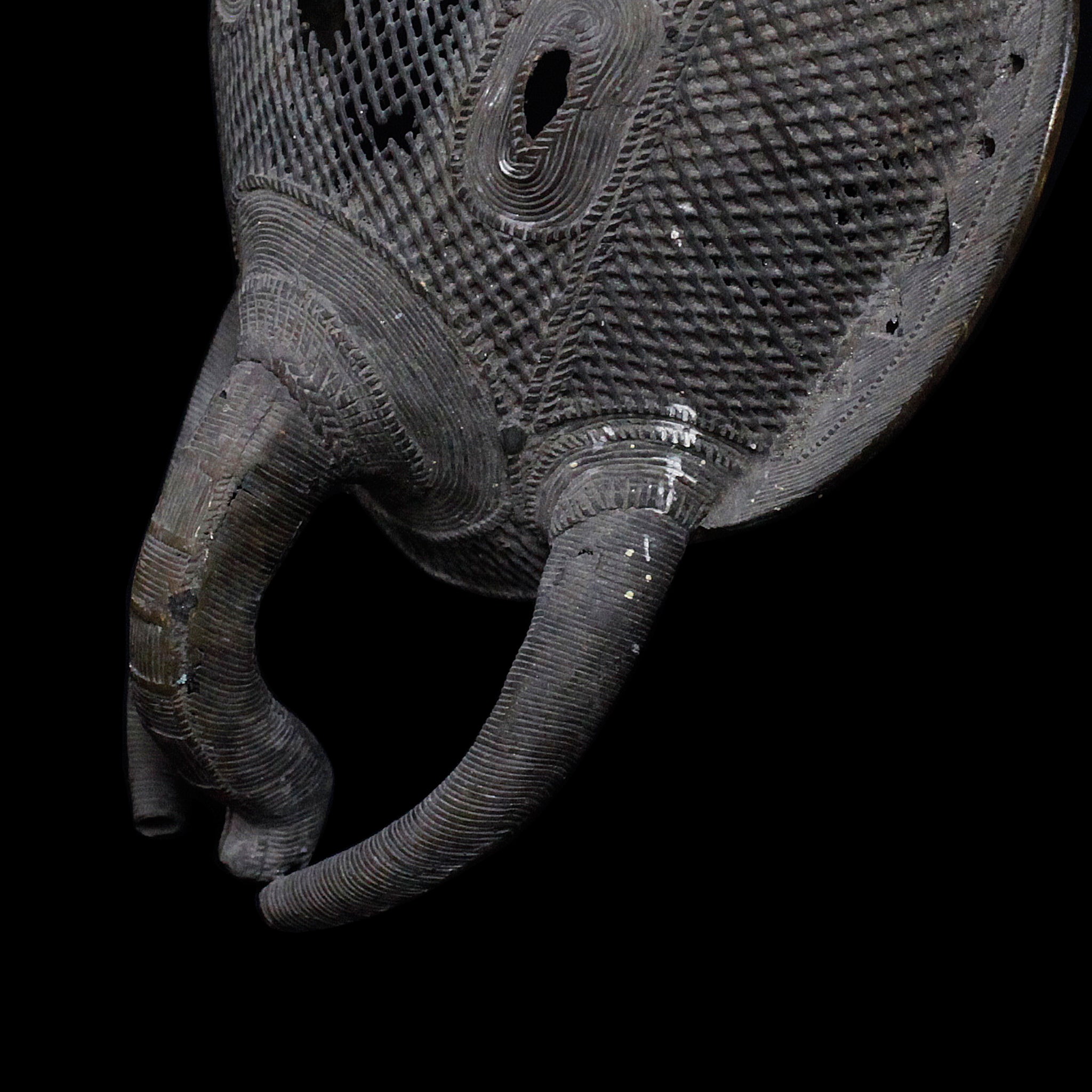 バウレ 鉄のマスク m_130