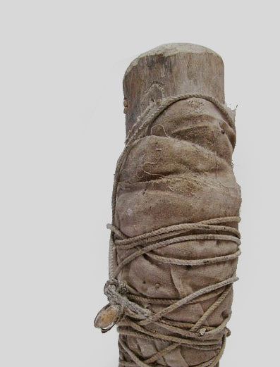 フォン族 ぐるぐる巻きの呪物 f_041