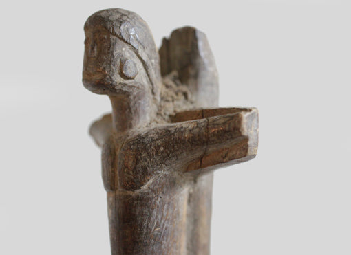 ロビ族 素朴なキリスト像 f_052