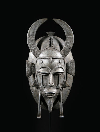 セヌフォ族 アルミニウムの儀式マスク m_087