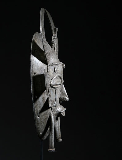 セヌフォ族 アルミニウムの儀式マスク m_087