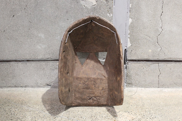 ドゴン族 三角形の文様と目のマスク m_116