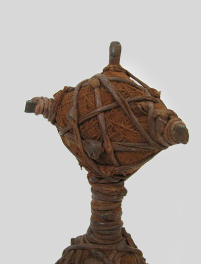 マタカム族 ぐるぐる巻きのおまじない人形 o_056