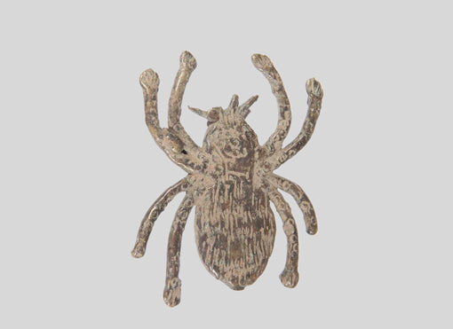 バウレ族 手足を伸ばしたクモ o_099