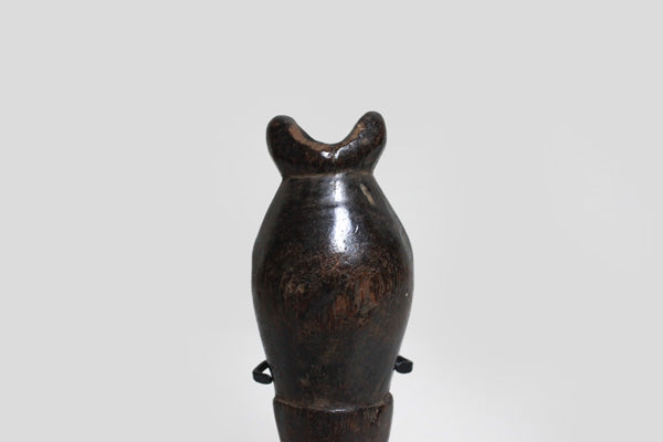 ブワ族 でっぷりと太った黒い木笛 o_127