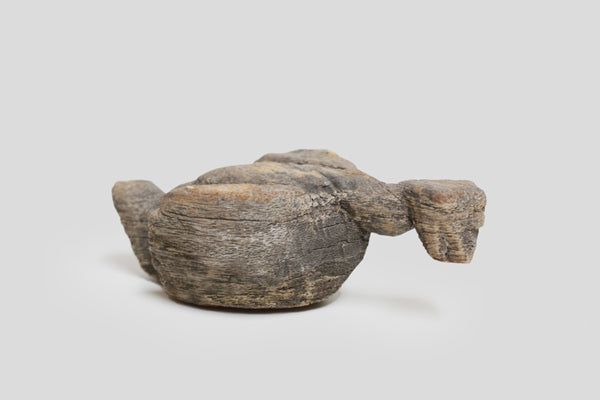 フォン族 神の使いとされる鳥の風化像 o_128