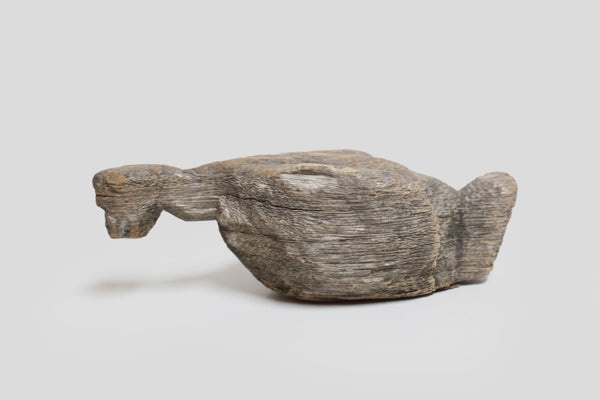 フォン族 神の使いとされる鳥の風化像 o_128