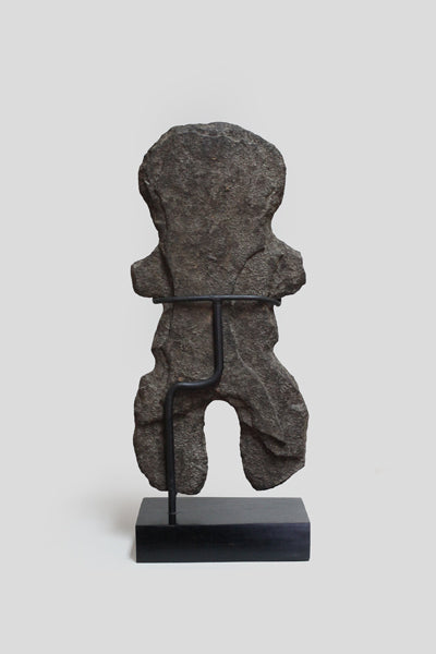 モバ族 石像 o_162