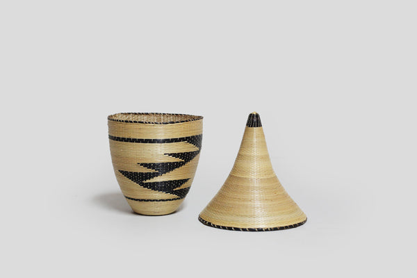 ツチ族 バスケット1 o_164_1