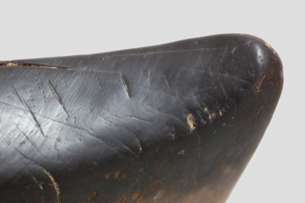 エチオピア シダモ族に寄り添ってきた枕 tk_04