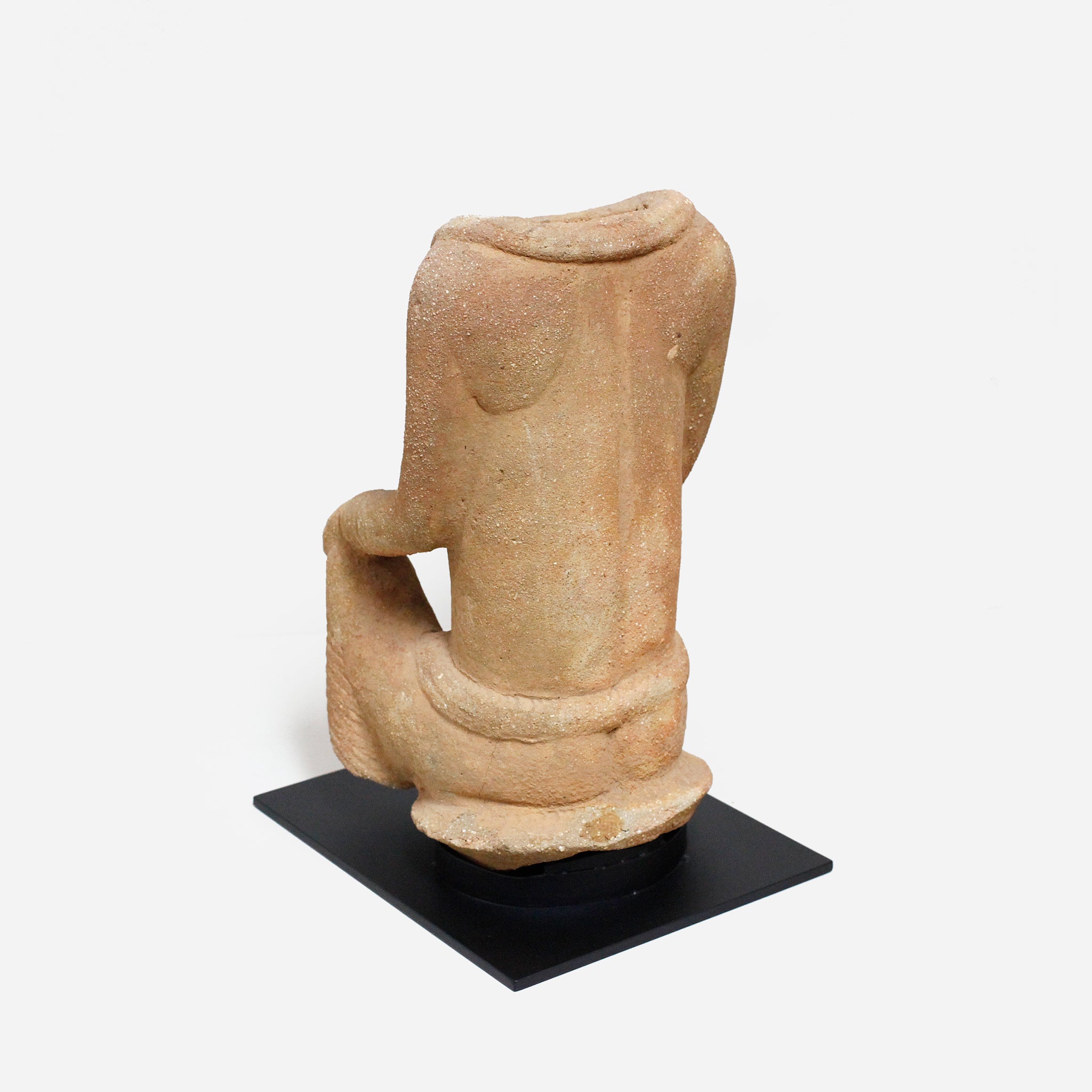 ソコト　古代座像　o_239