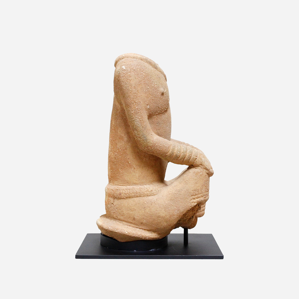 ソコト　古代座像　o_239