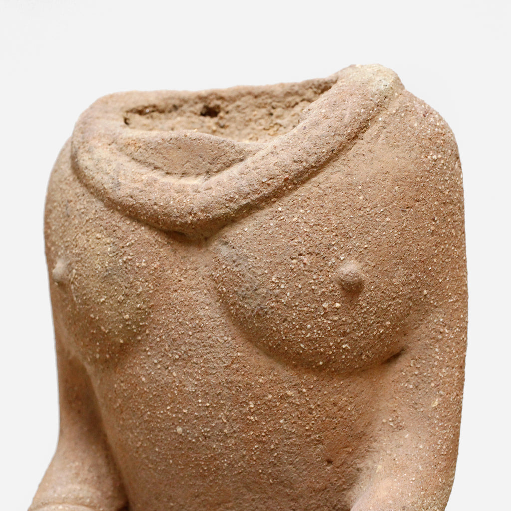 ソコト　古代座像　o_239