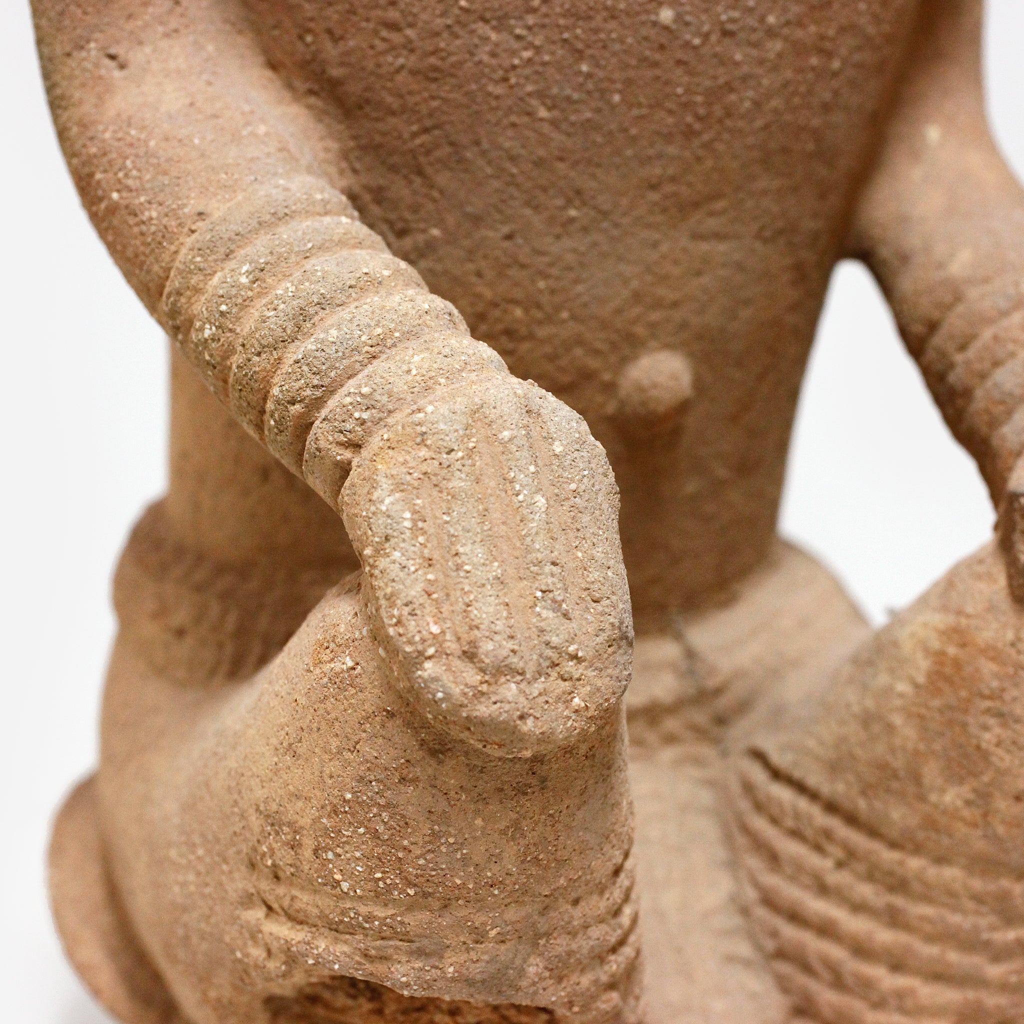 ソコト　古代座像　o_239