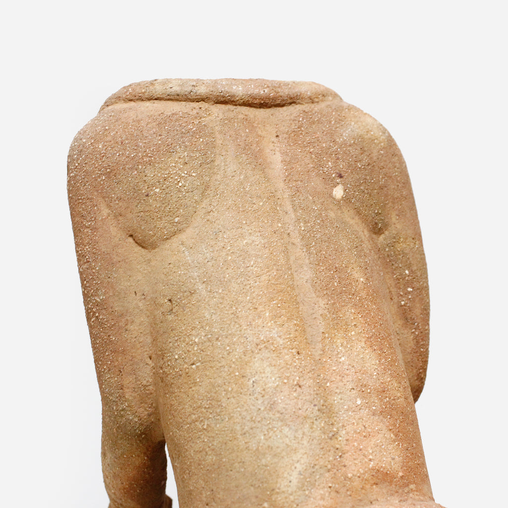 ソコト　古代座像　o_239