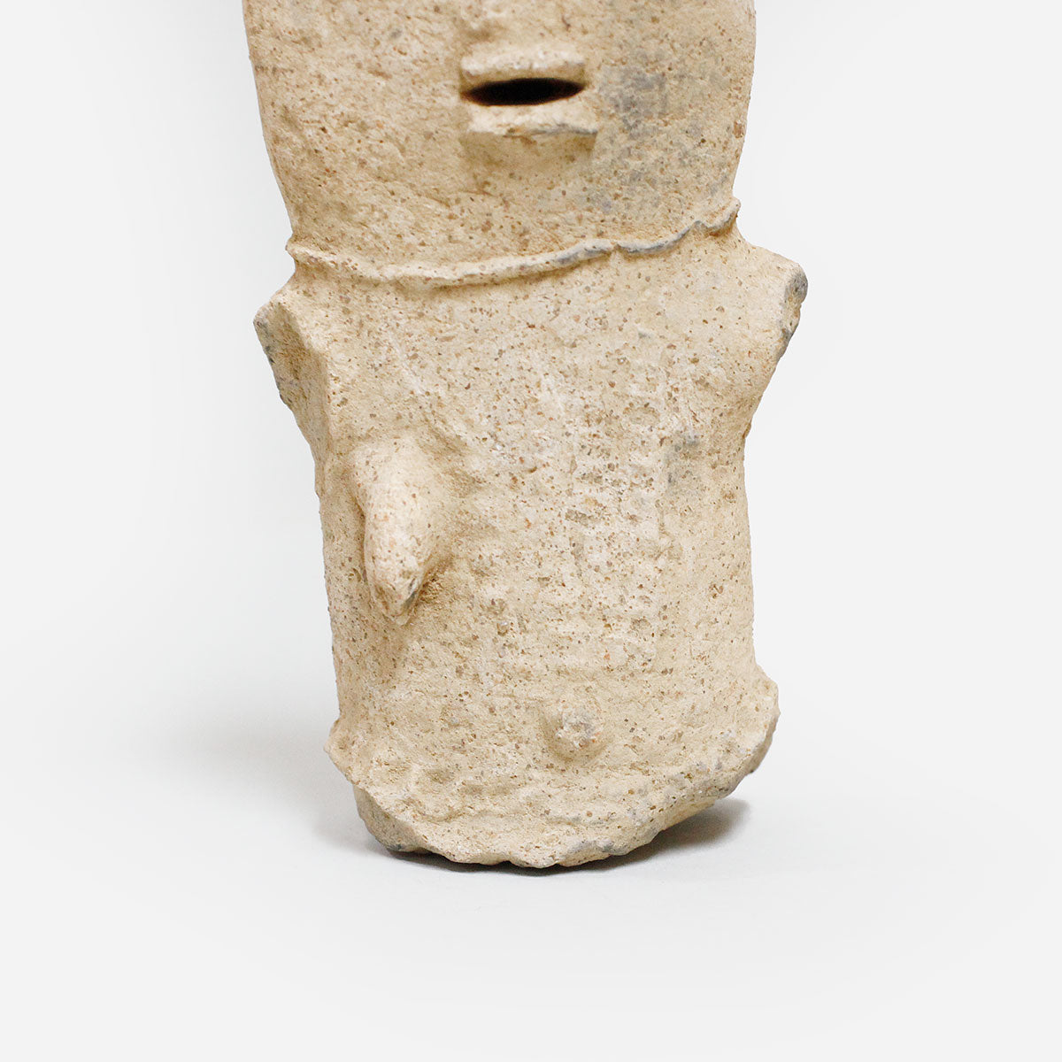 ブラ　複眼の土偶　o_245