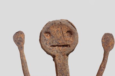 ドゴン族 悪い精霊から身を守ってくれる鉄像　o_131