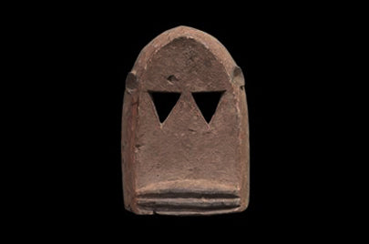 ドゴン族　三角形の文様と目のマスク　m_116