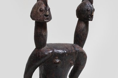 ムムイェ族　双頭の像　f_101