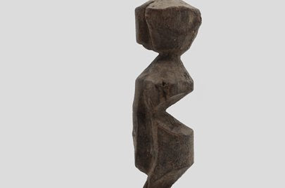 ドゴン族　Binu shrine の木像　o_176