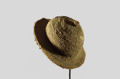 タンベルマ村の麦わら帽子　o_033