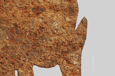 フォン族 かわいらしい鉄の象 o_036