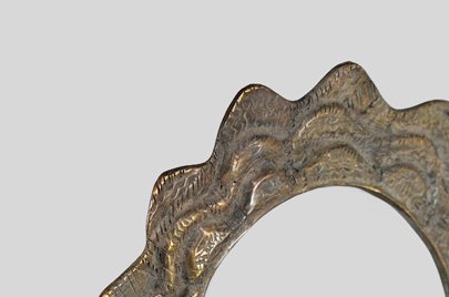 テケ族　つウネウネの首飾り　o_058