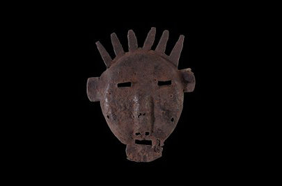 バマナ族　異端者の鉄仮面　m_091