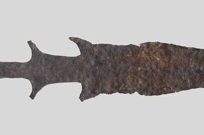 バウレ族　100年が過ぎて黒い鉄槍　o_114