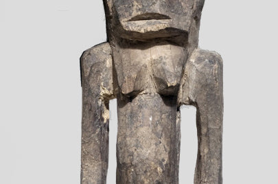 カラボロ族　ロボットのような姿の神像　f_077