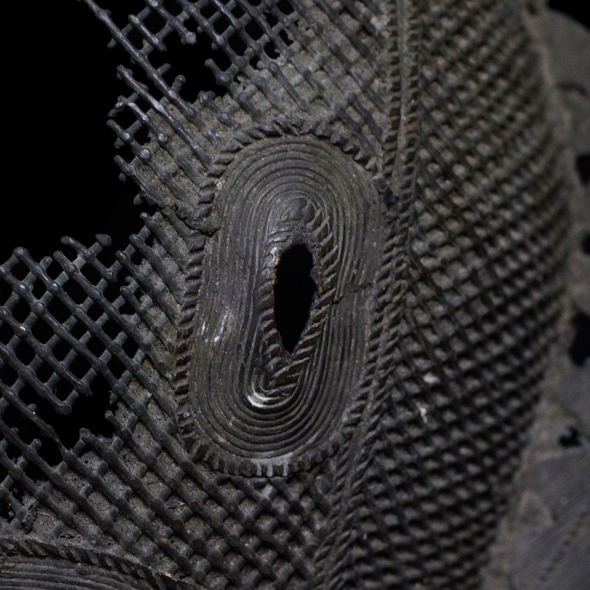 バウレ　鉄のマスク　m_130