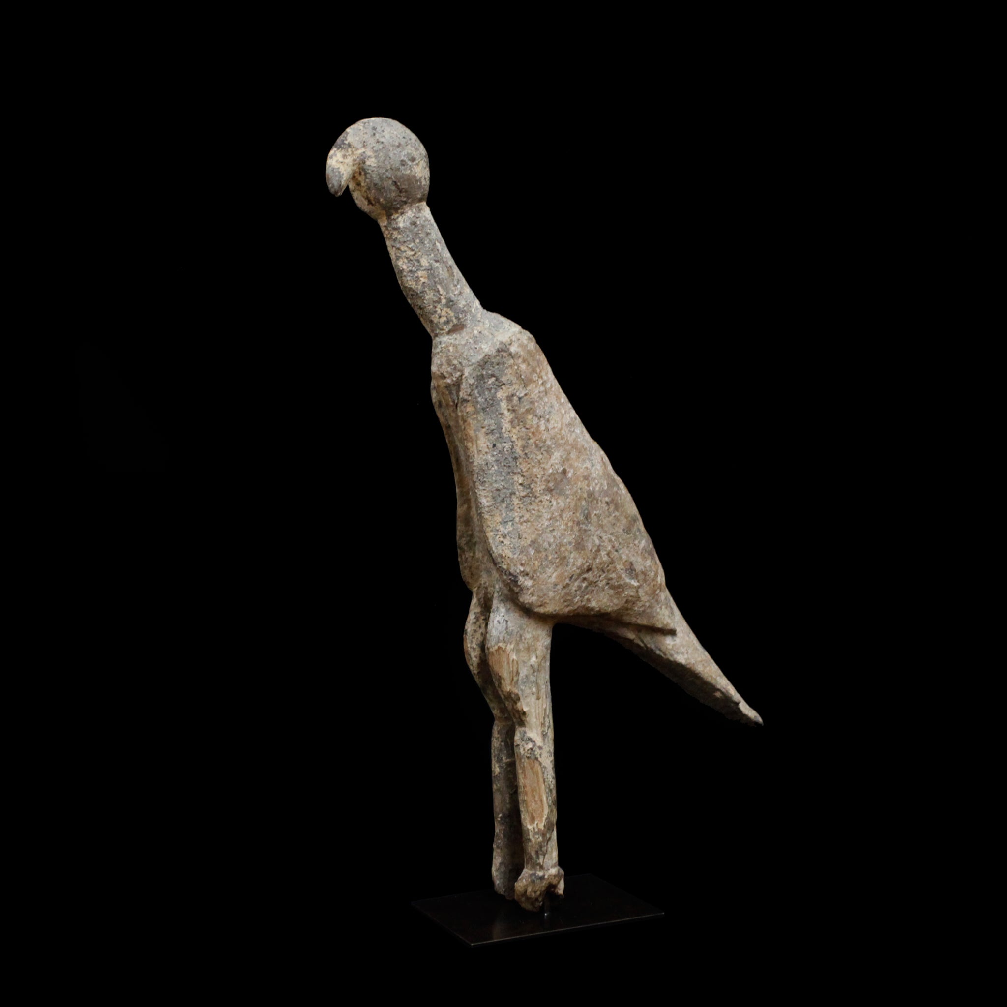 ロビ　祠の古像　f_130