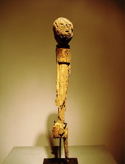 モバ族　呪術師が彫った古い木像　f_016