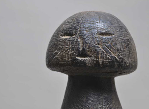 ロッソ族　ほうっておけない顔の物神　f_033