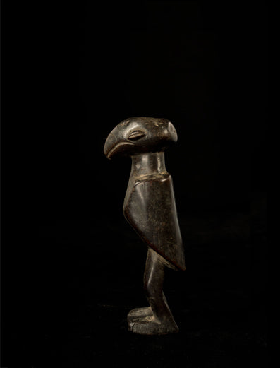 ホロ族　鳥人間になった守護像　f_051