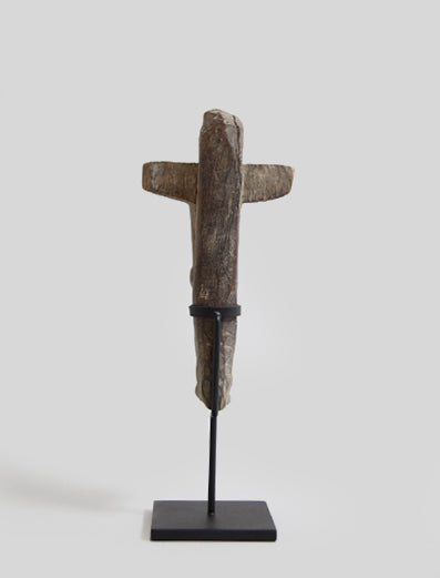 ロビ族　素朴なキリスト像　f_052