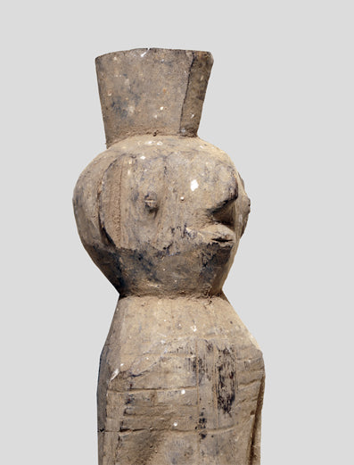 ロビ族　呪術師が作ったモヒカンヘアーの木像　f_064